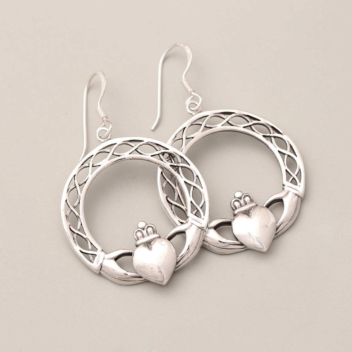 Sterling Silver Claddagh Circle Dangle Earrings – Symbol of Love, Loyalty & Friendship, Celtic Heart Crown Design