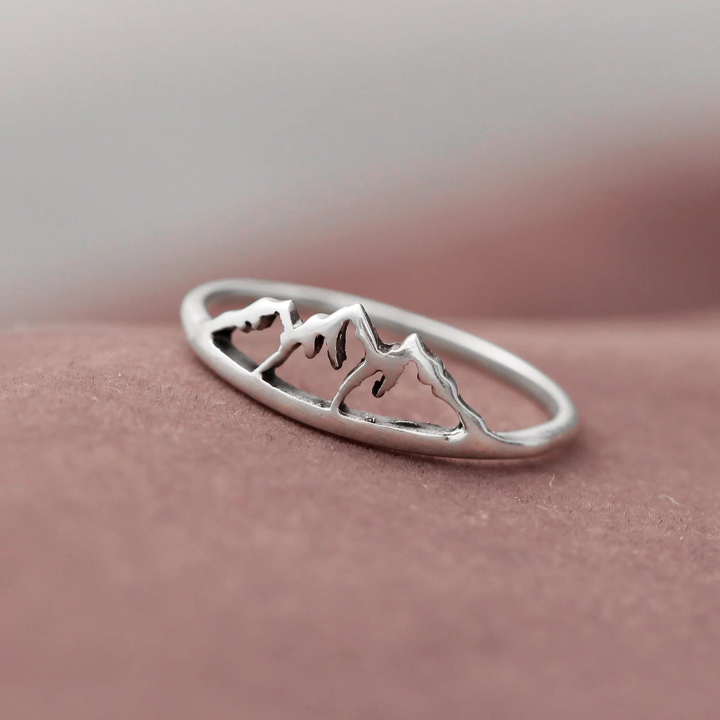 Amazing Mountain Range Silver Ring, GemsRush