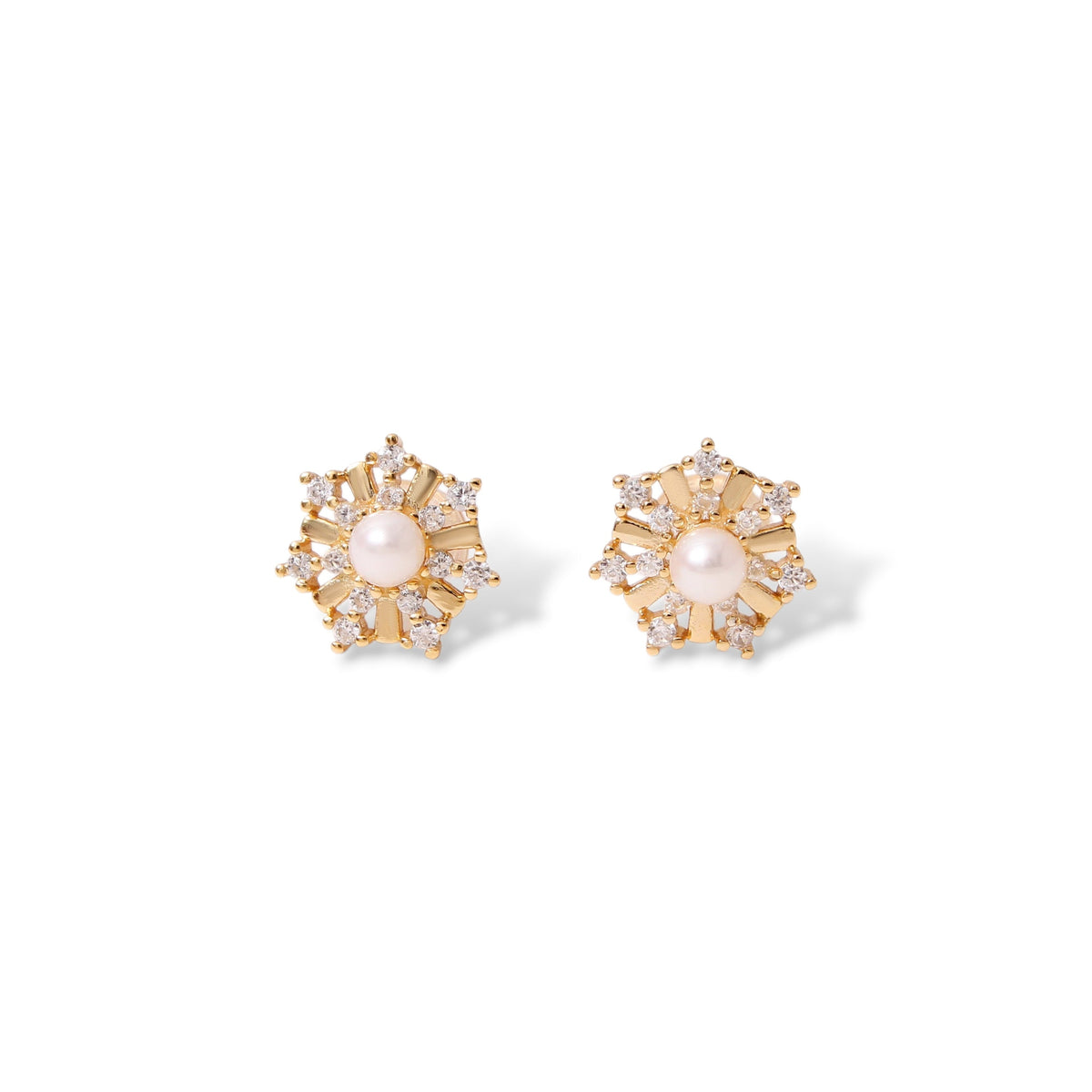 Bloom with Elegance – Natural Pearl Floral Stud Earrings in 925 Sterling Silver with Gold Plating