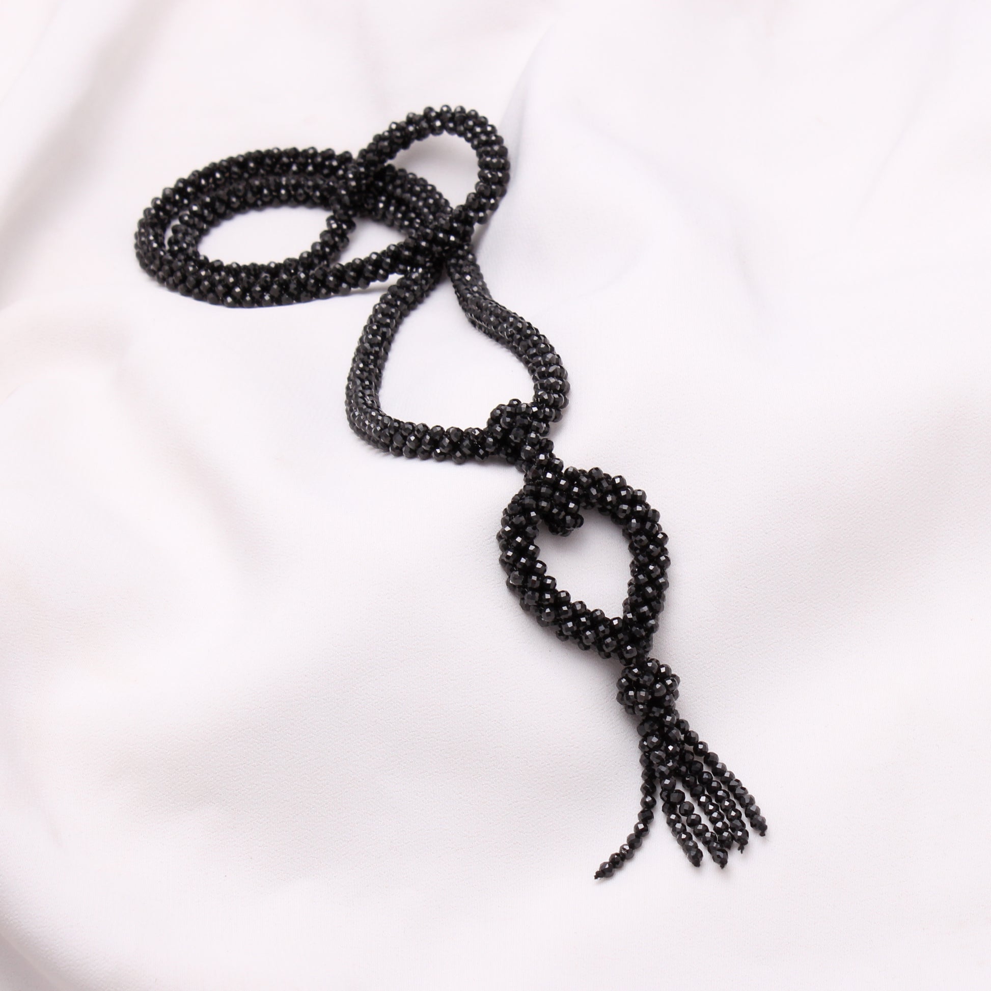 Black spinel beautiful necklace