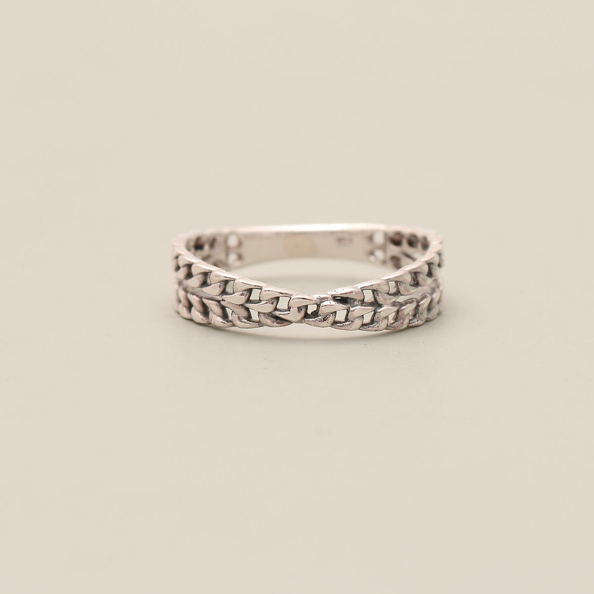 Elegant Celtic Knot Shape Ring – 925 Sterling Silver Braided Design Jewelry for Men & Women