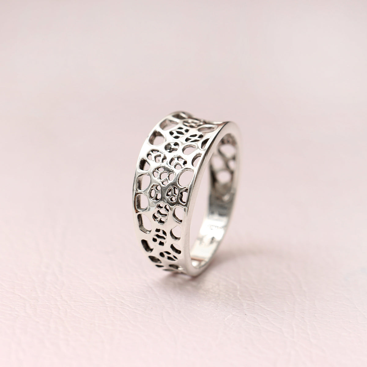 925 Sterling Silver Textured Hole Design Ring – Modern Minimalist Statement Jewelry