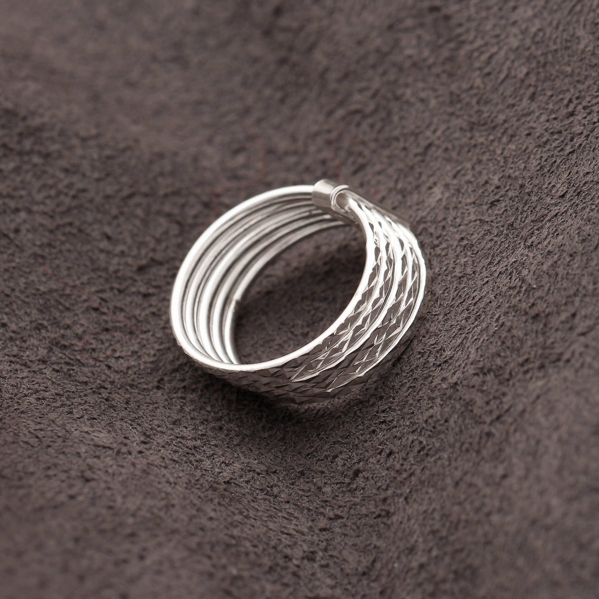 925 Sterling Silver Stylish Wire Wrapped Ring – Textured Silver Design for Modern Minimalist Look