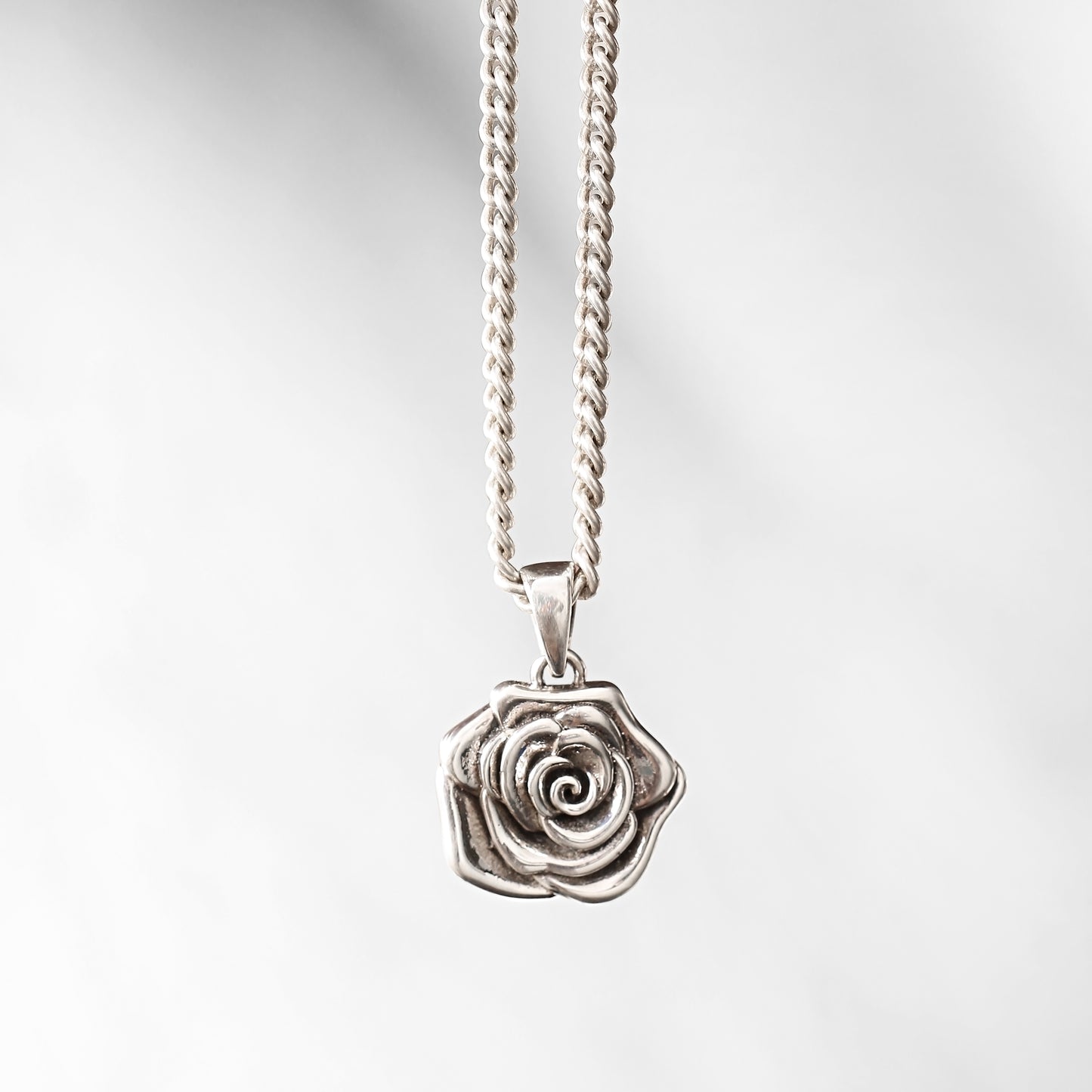 925 Sterling Silver Rose Flower Pendant with Free Silver Chain | Mesmerizing Gift for her