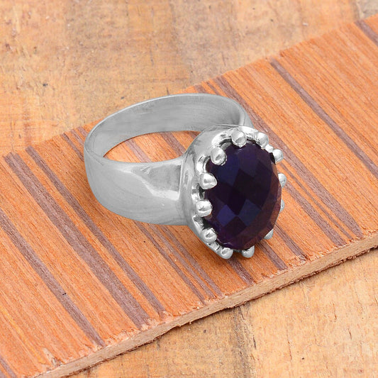 925 sterling silver oval shaped ring, set with Natural Purple Amethyst faceted gemstones