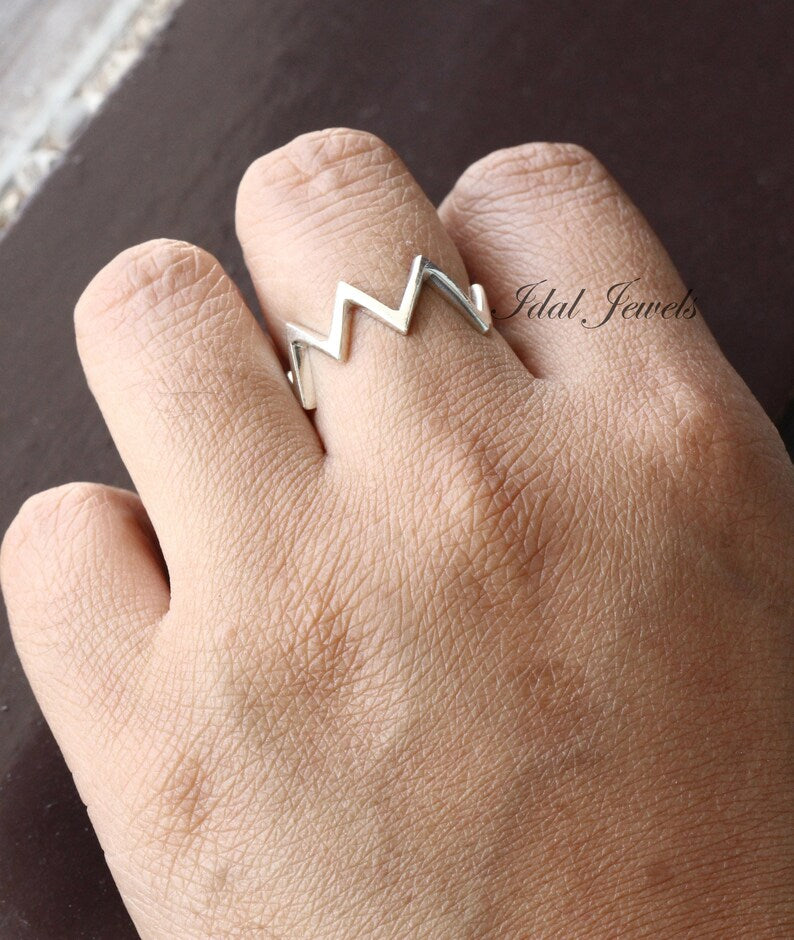 Zigzag 925 sterling silver ring Minimalist ring for Women