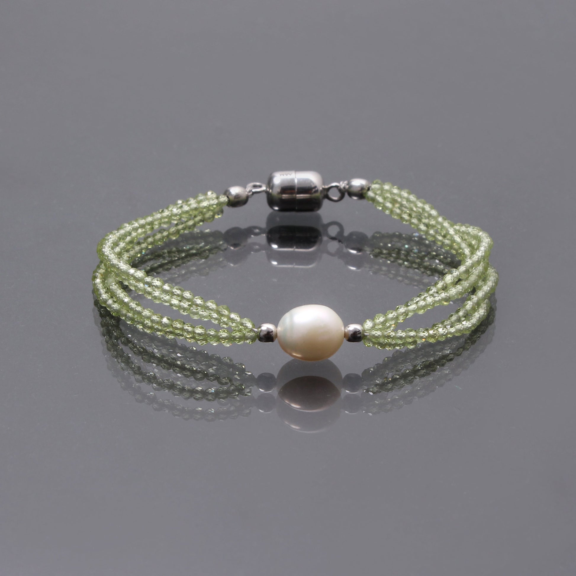 Natural Green Peridot With Freshwater Pearl Beaded Silver Bracelet GemsRush