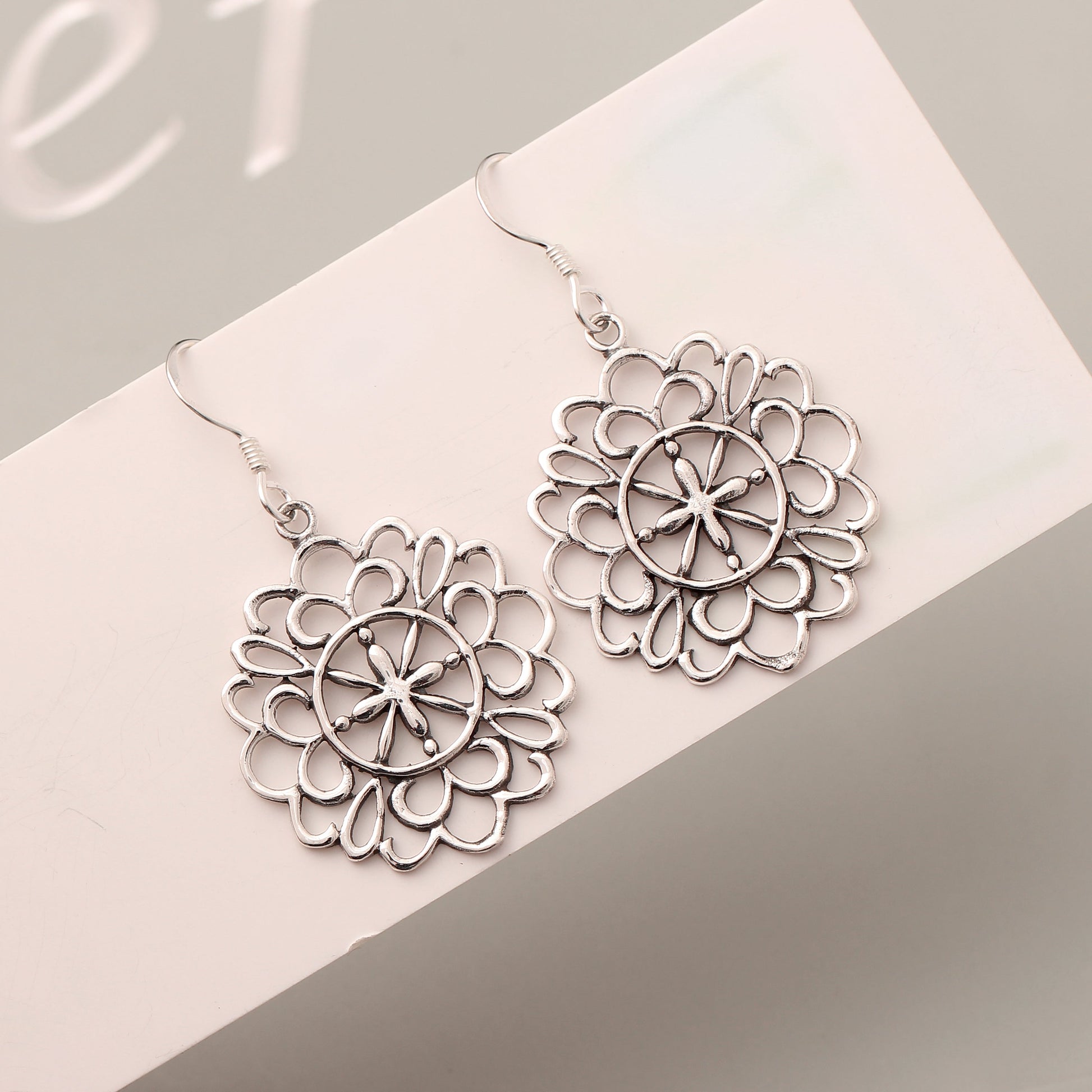 Silver Lace Earing GemsRush